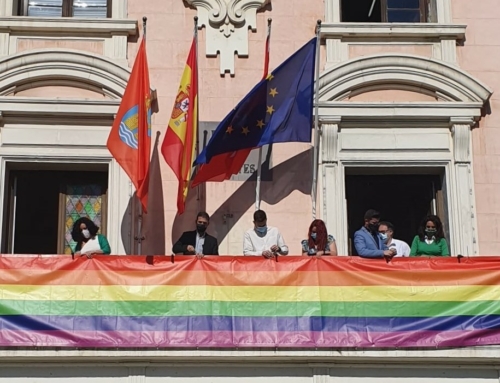 Orgullo 2024 para promover y defender los derechos LGTBI manteniendo los símbolos y desplegando la bandera LGTBI en Santa María