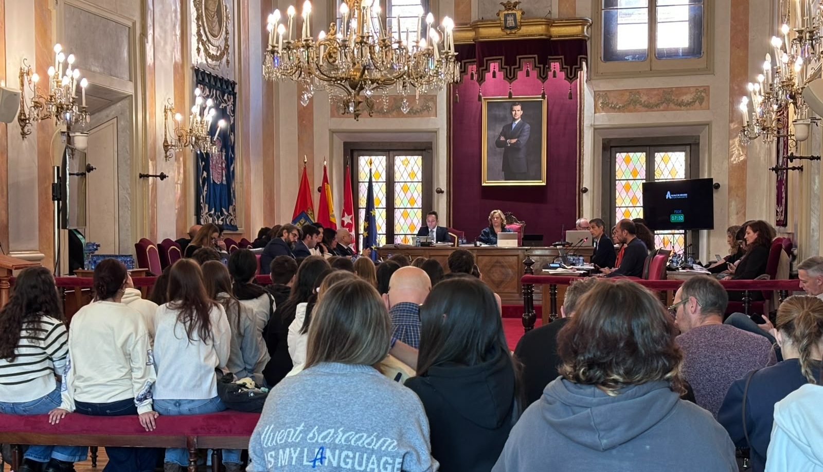 El PP y VOX rechazan apoyar a los alumnos del instituto Antonio Machado ante la falta de profesores